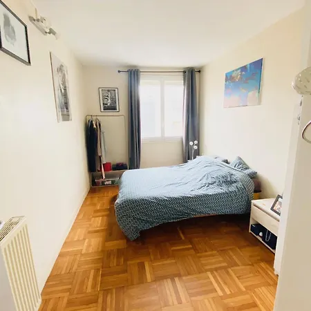 Et Confort,appartement Equipe Centre Bord De Apartamento *